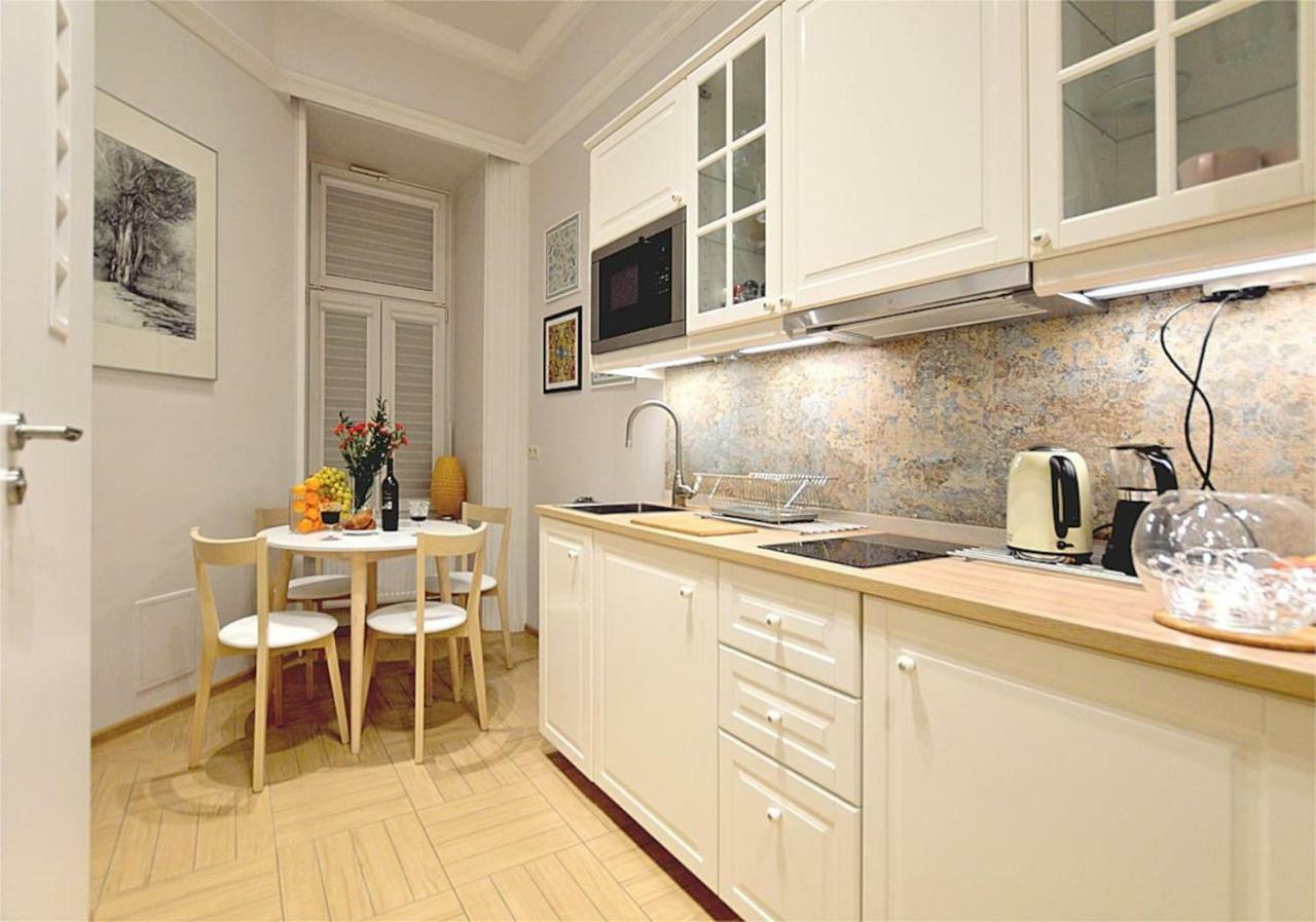 Art Apartments W Centrum Krakowa Kültér fotó